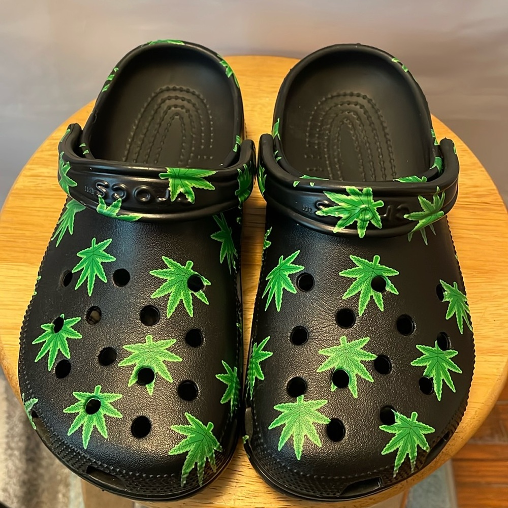 Hemp Leaf CROCS